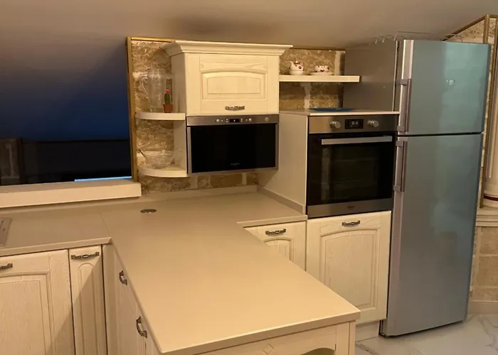 לינה וארוחת בוקר Castlehawk גלטונה