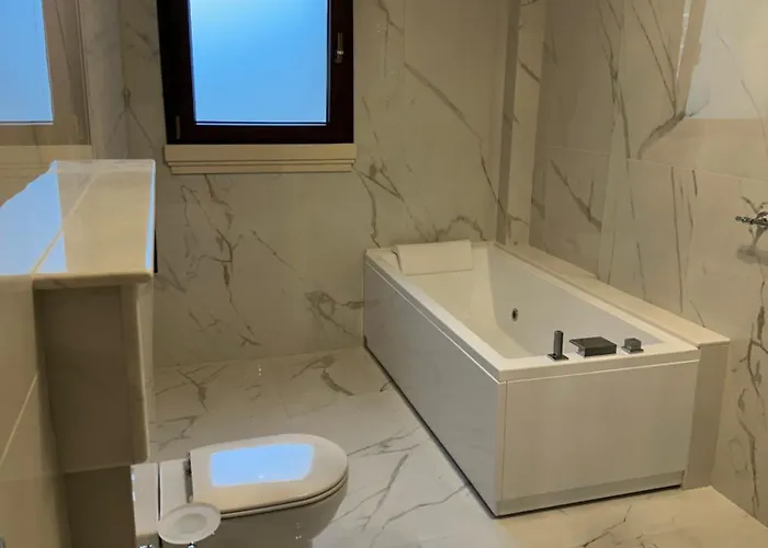 Castlehawk לינה וארוחת בוקר *